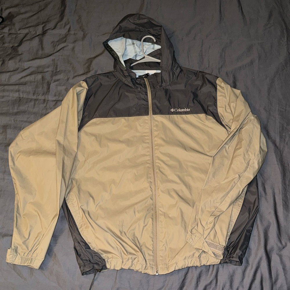 Columbia rain jacket